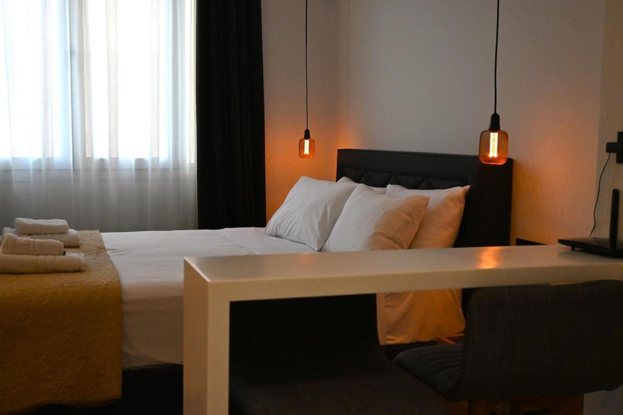 Milos 513 Plaka - Monastiraki By Superhost Hub เอเธนส์ ภายนอก รูปภาพ
